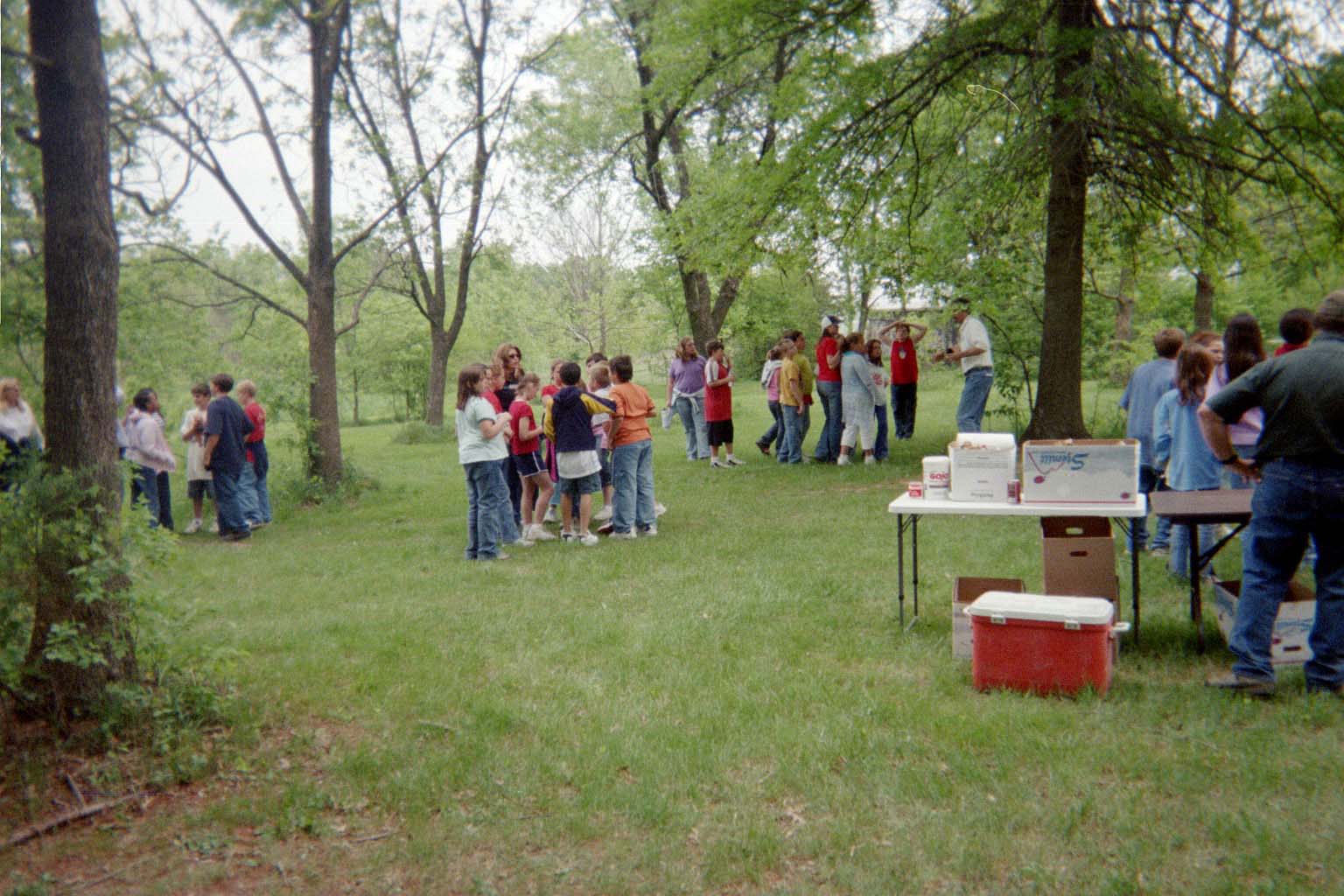 Students break into groups to learn about the outdoors at Prairie Fork